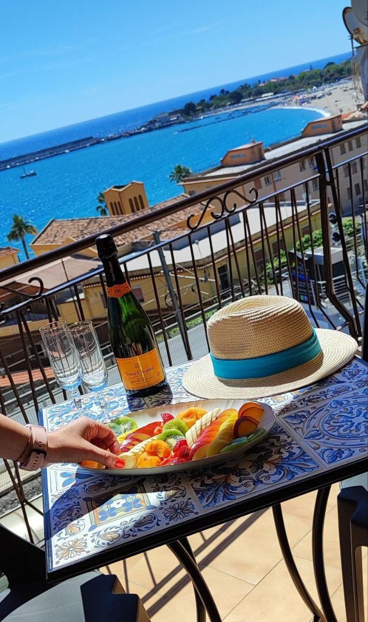 A Casa Dei Nonni Apartman Giardini-Naxos Kültér fotó